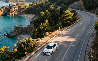 Kemer ve Olimpos'u Keşfetmek İçin Kiralık Araç Rehberi